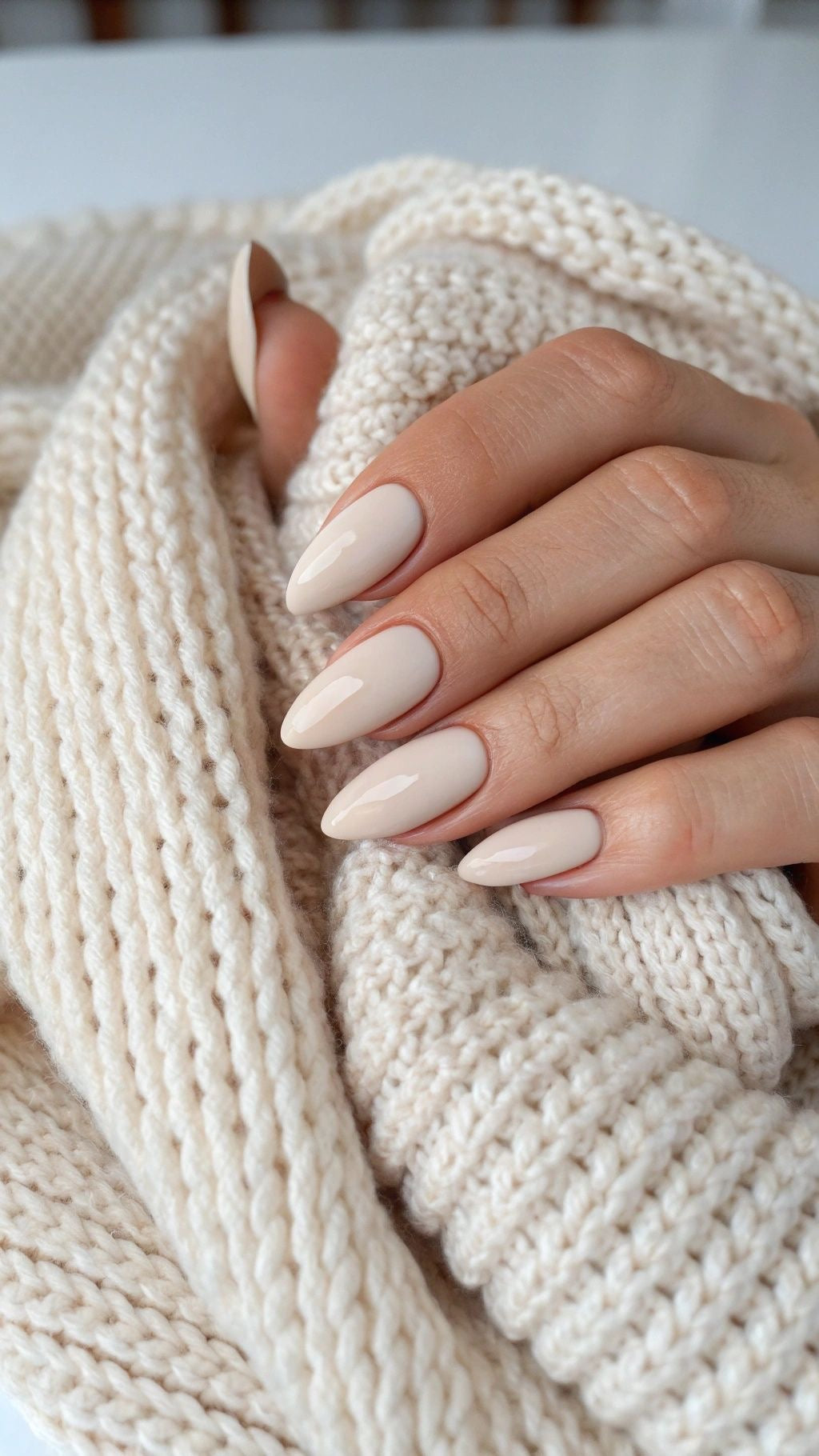 PRESS - ON NAILS