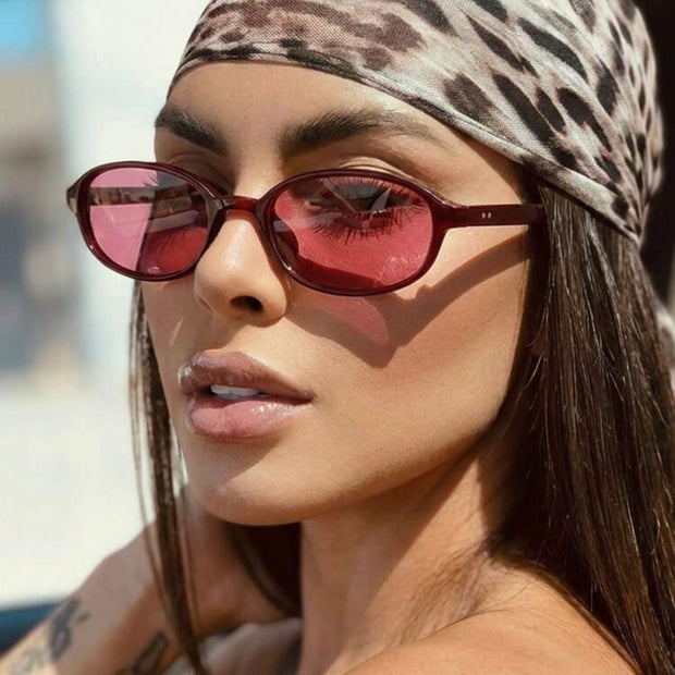 MAROON CHIC